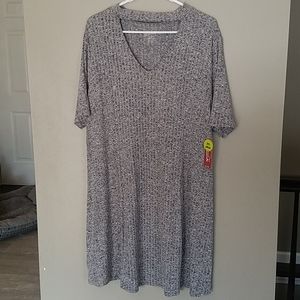 Short sleeved Dress